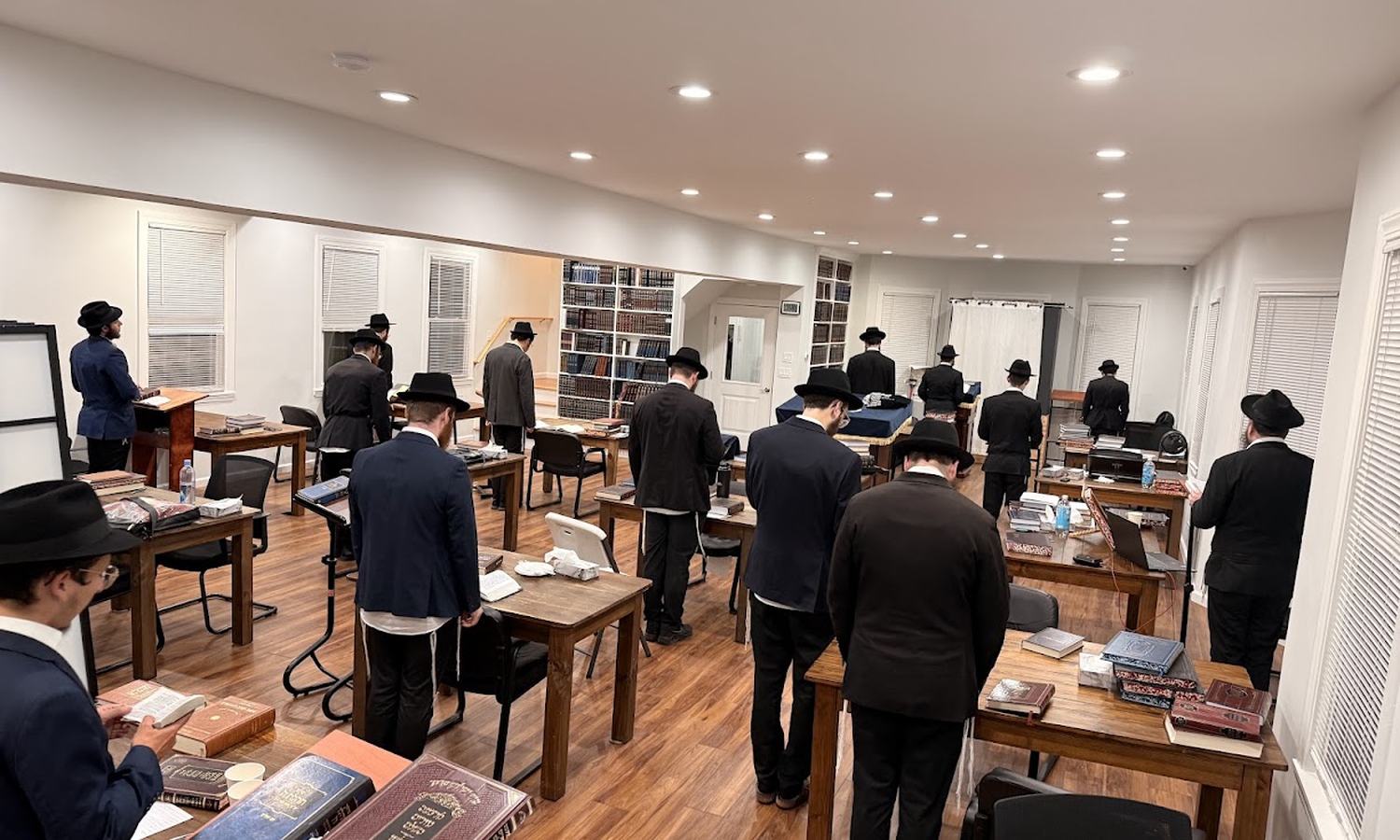The beis midrash during shacharis